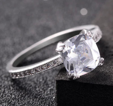 Women's Zircon Ring
